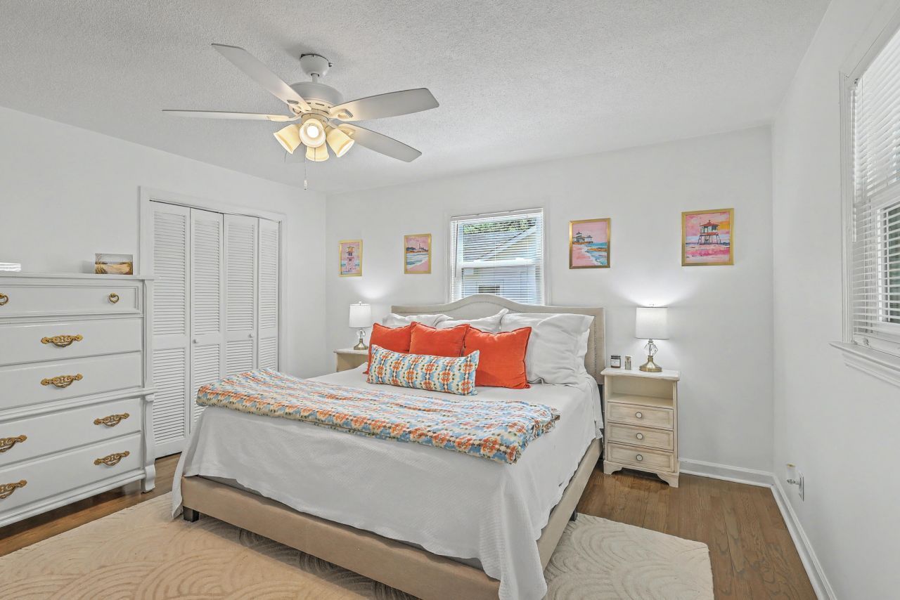 737 Canary Drive Photo 23