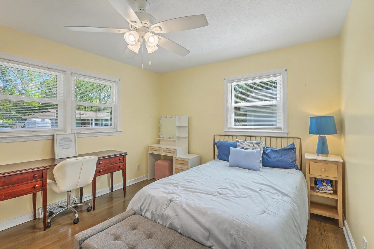 737 Canary Drive Photo 27