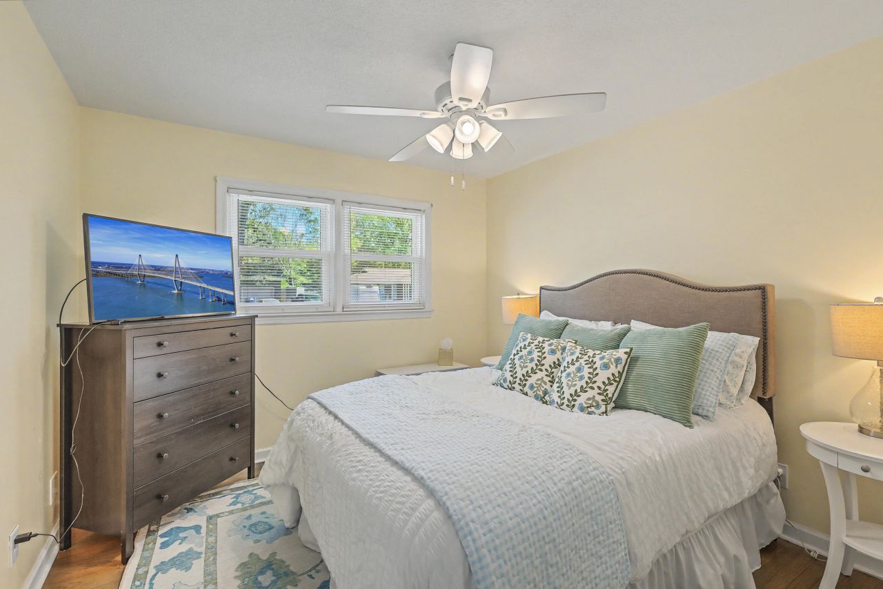 737 Canary Drive Photo 30