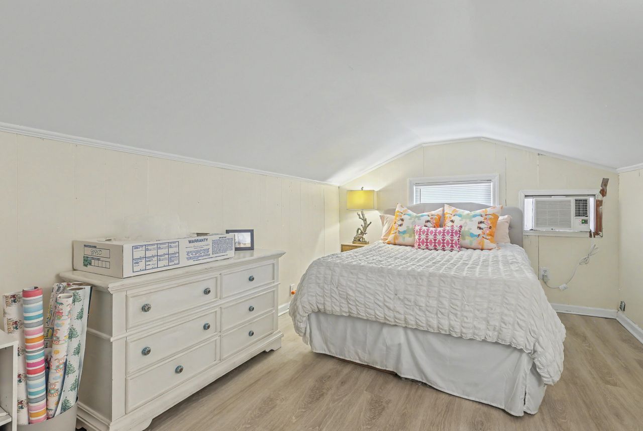 737 Canary Drive Photo 31