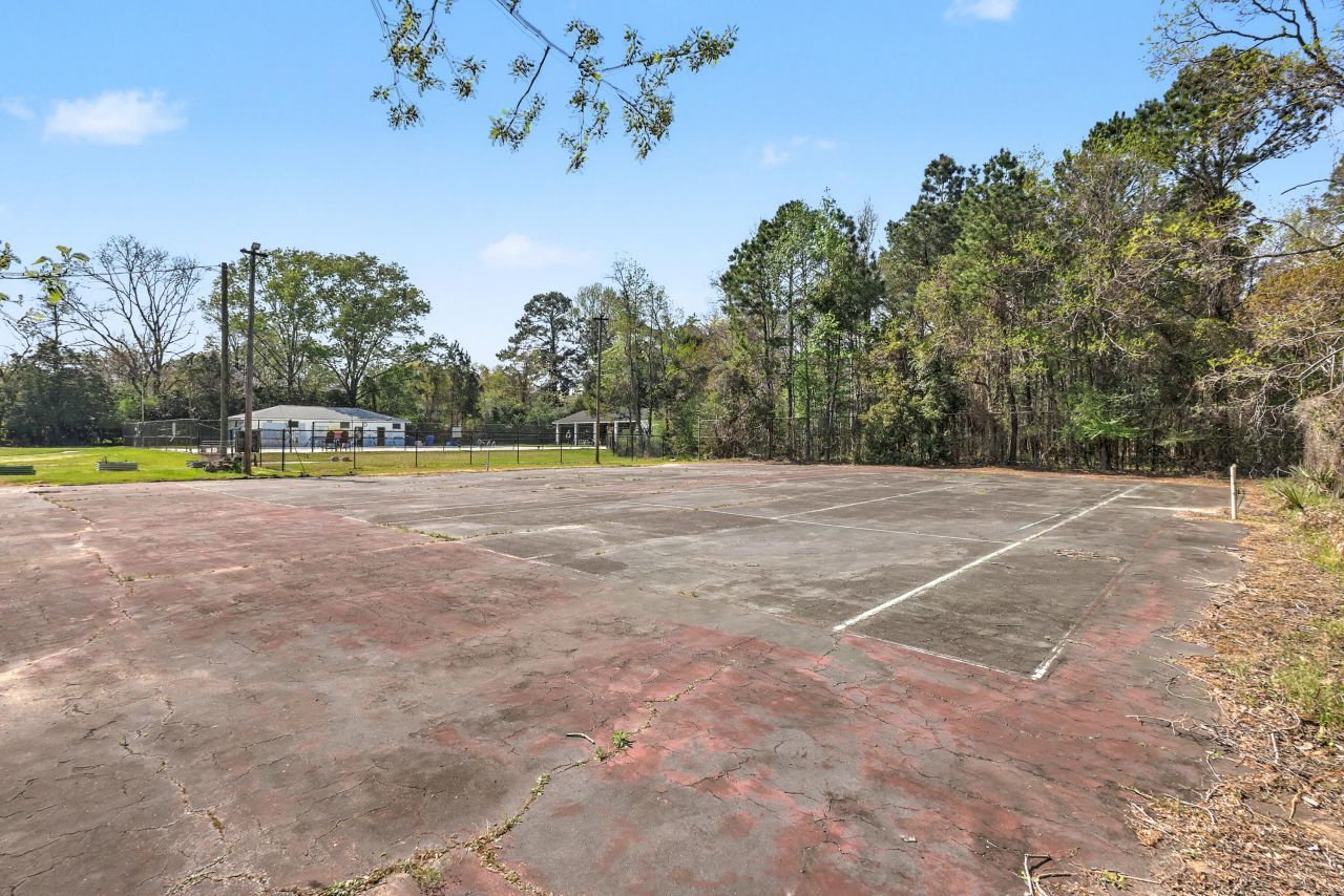 737 Canary Drive Photo 44