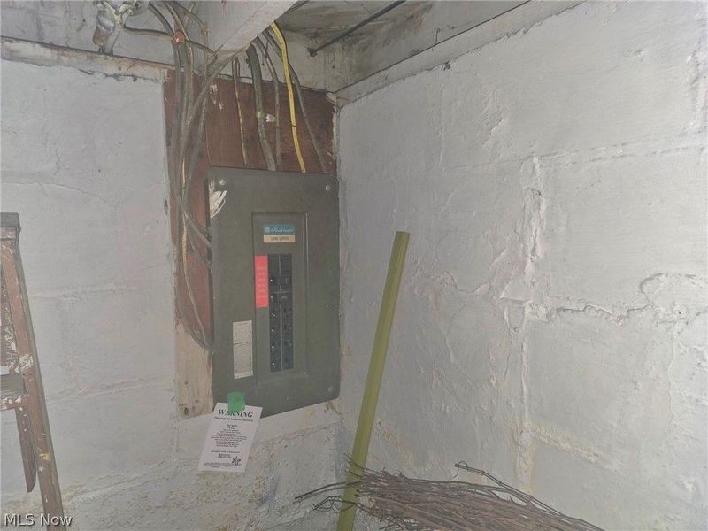 646 Columbia Avenue, Akron, OH 44310 Photo 14