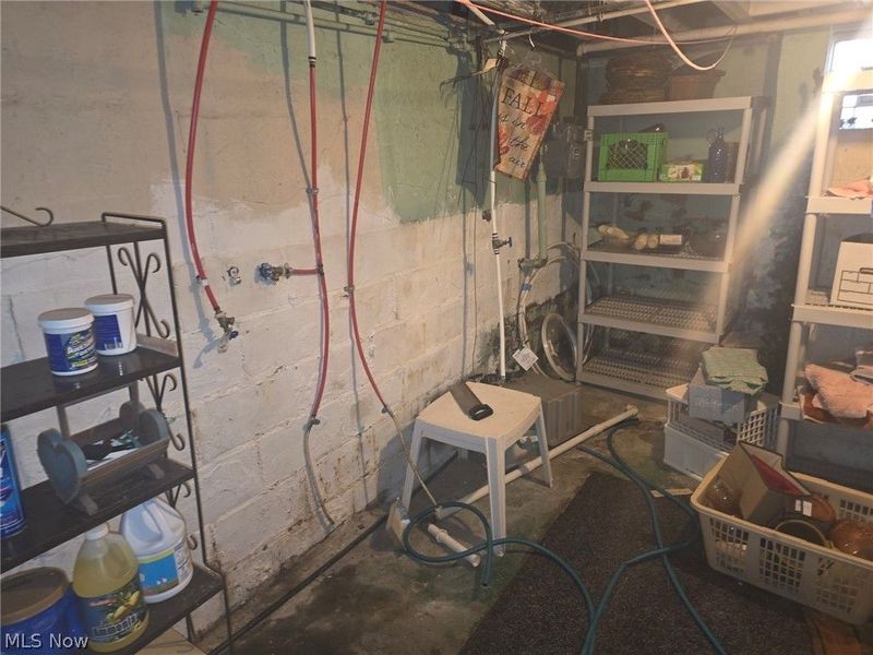 646 Columbia Avenue, Akron, OH 44310 Photo 15