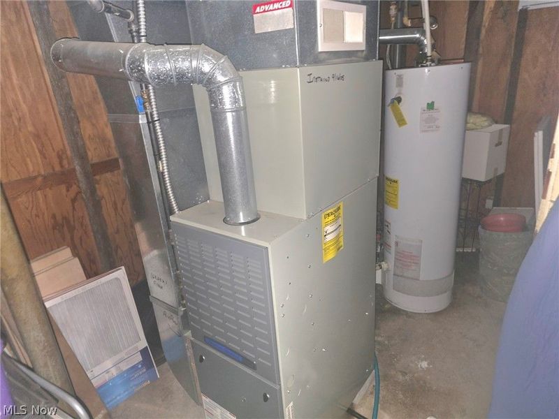 646 Columbia Avenue, Akron, OH 44310 Photo 16