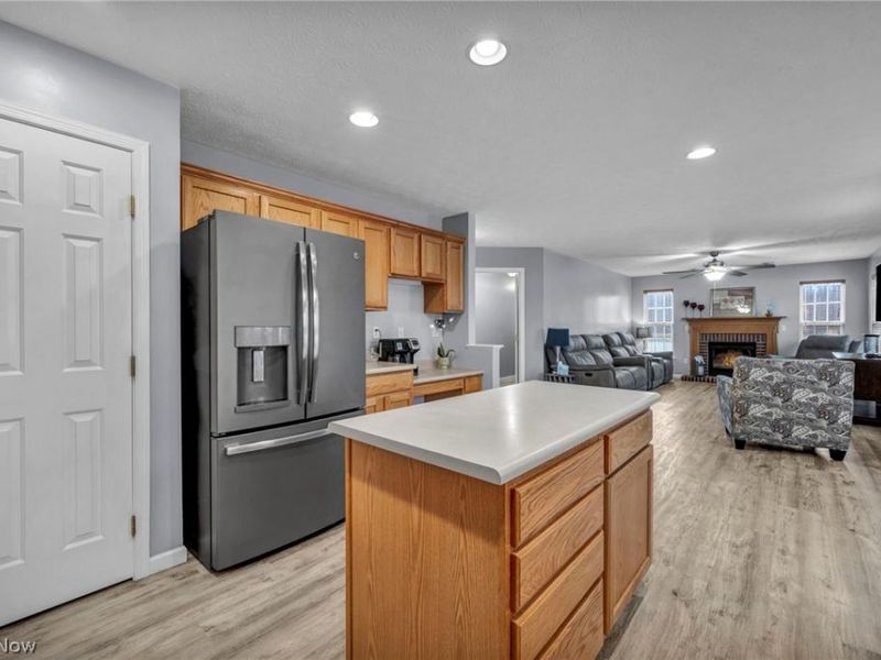 4195 Jenee Drive , Lorain, OH 44053 Photo 14