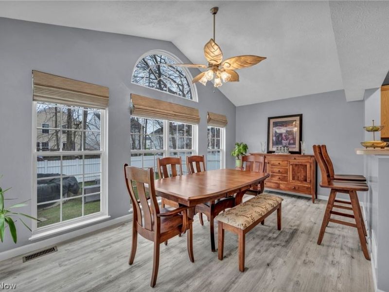 4195 Jenee Drive , Lorain, OH 44053 Photo 16