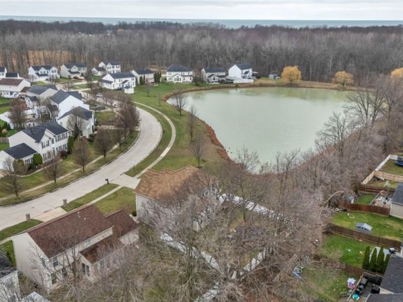 4195 Jenee Drive , Lorain, OH 44053 Photo 5