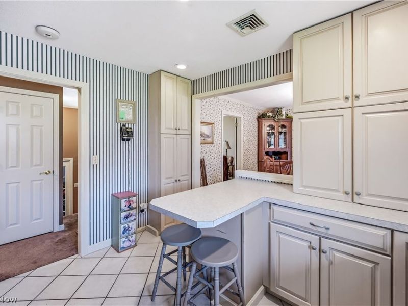 11488 N 12th Street , Beloit, OH 44609 Photo 7