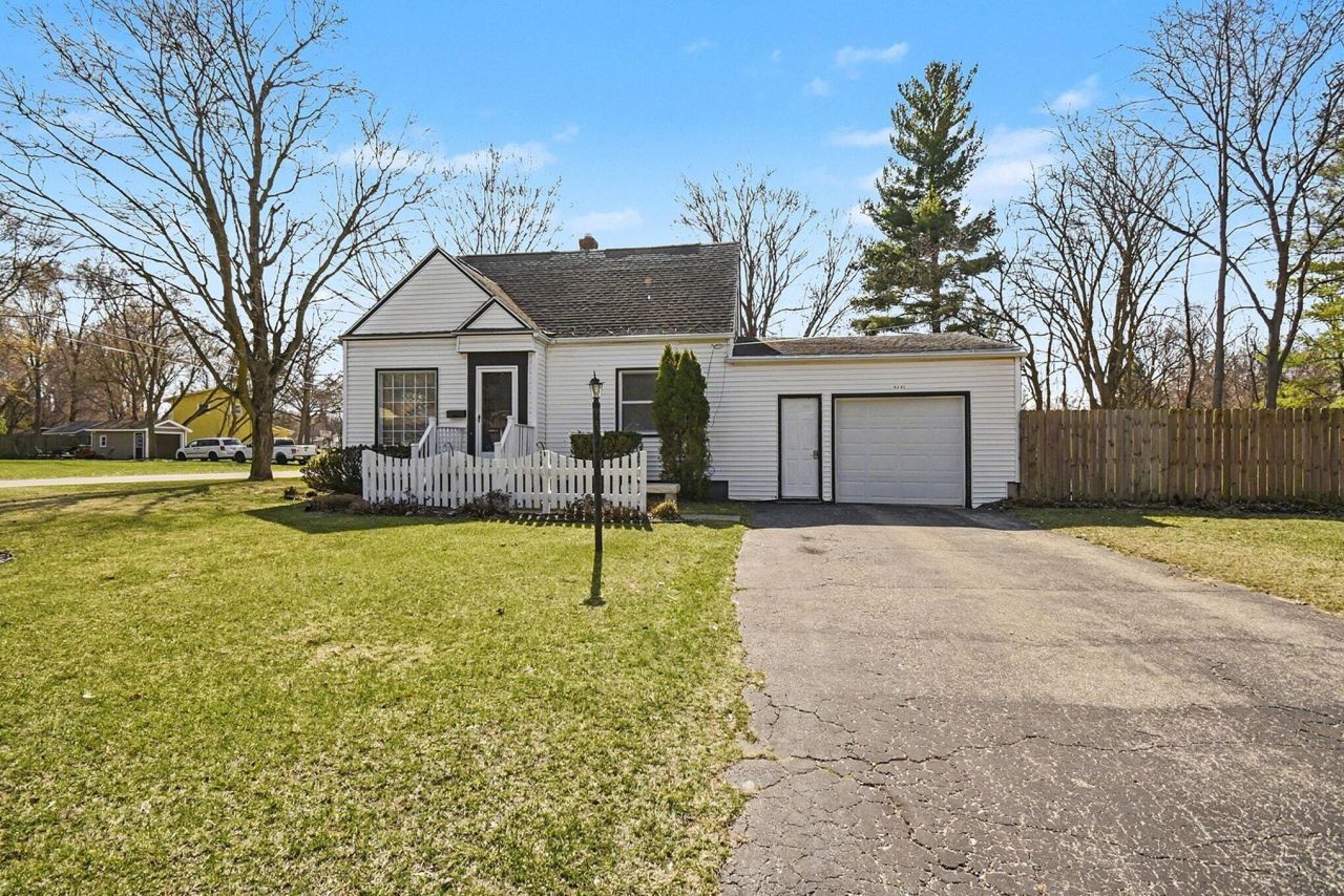 4451 Morningside Drive Se, Kentwood, MI 49512 Main Photo