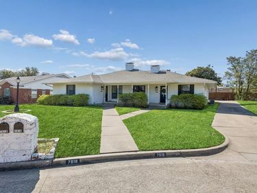 7916 Habersham Lane, Dallas, TX 75248