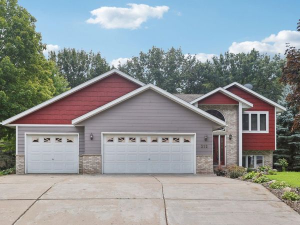 212 Greenbriar Lane, Buffalo, MN 55313