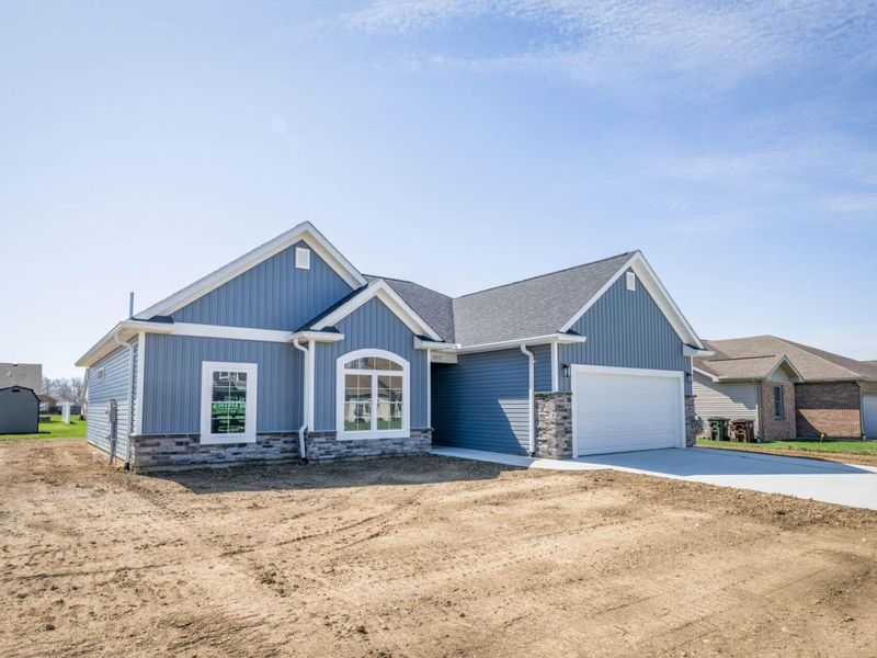 2917 Seminole Way, Piqua, OH 45356 Photo 1