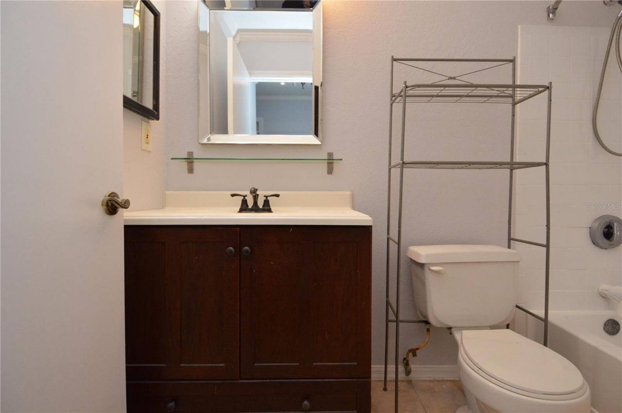 10265 Gandy Boulevard N, Unit 907, Saint Petersburg, FL 33702 Photo