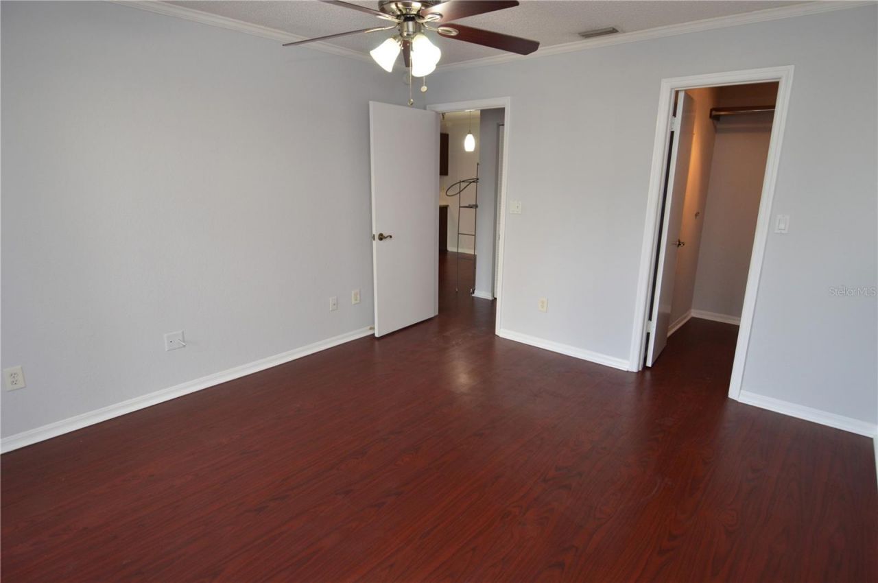 10265 Gandy Boulevard N, Unit 907, Saint Petersburg, FL 33702 Photo