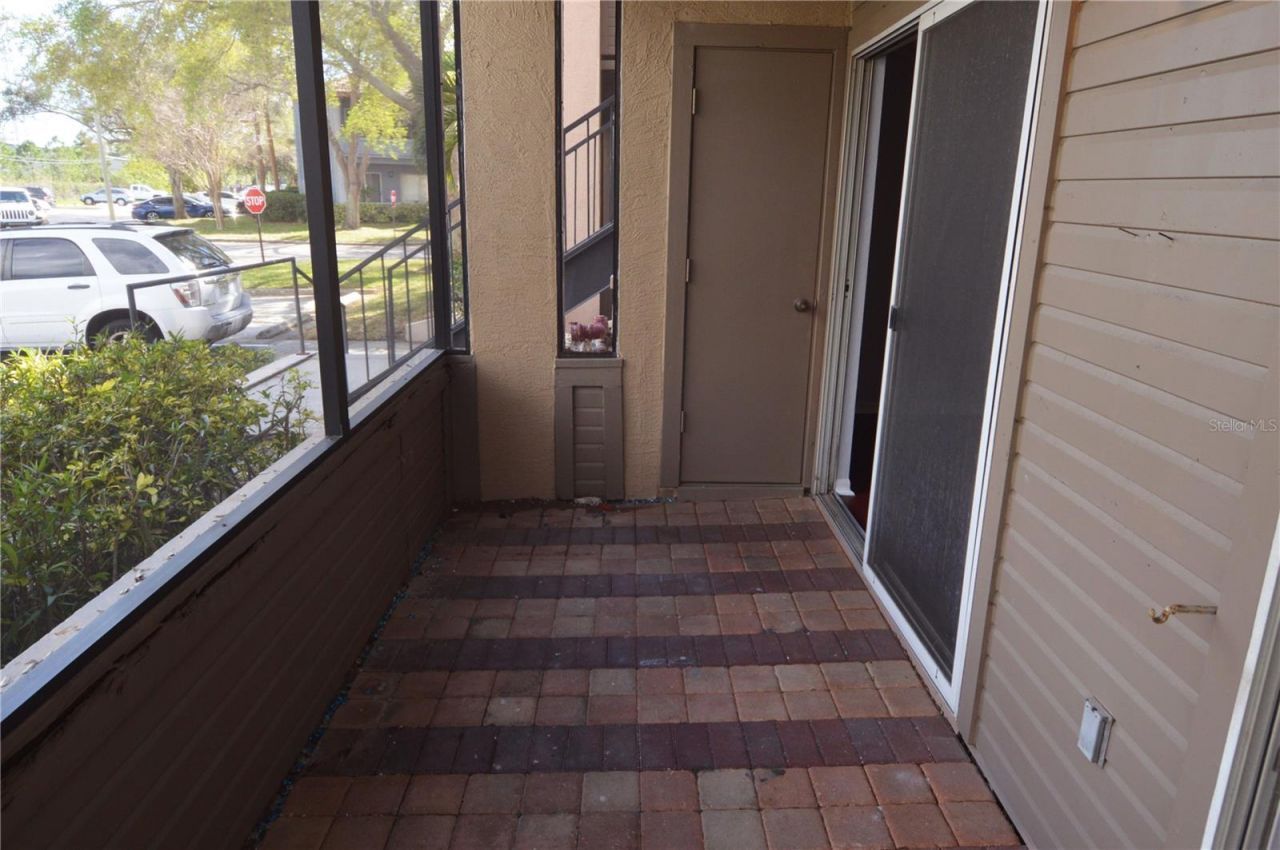 10265 Gandy Boulevard N, Unit 907, Saint Petersburg, FL 33702 Photo