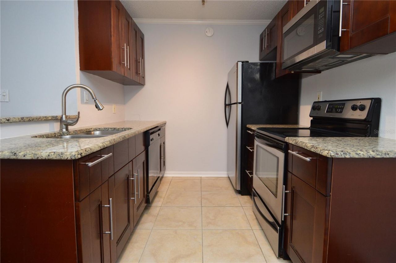 10265 Gandy Boulevard N, Unit 907, Saint Petersburg, FL 33702 Photo