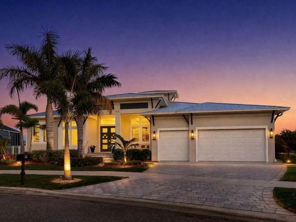 716 PINCKNEY DRIVE , APOLLO BEACH, FL 33572