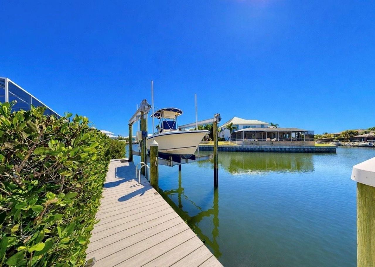 716 Pinckney Drive, Apollo Beach, FL 33572 Photo