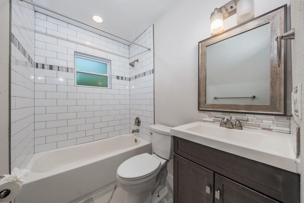 4228 37th Avenue N, Saint Petersburg, FL 33713 Photo