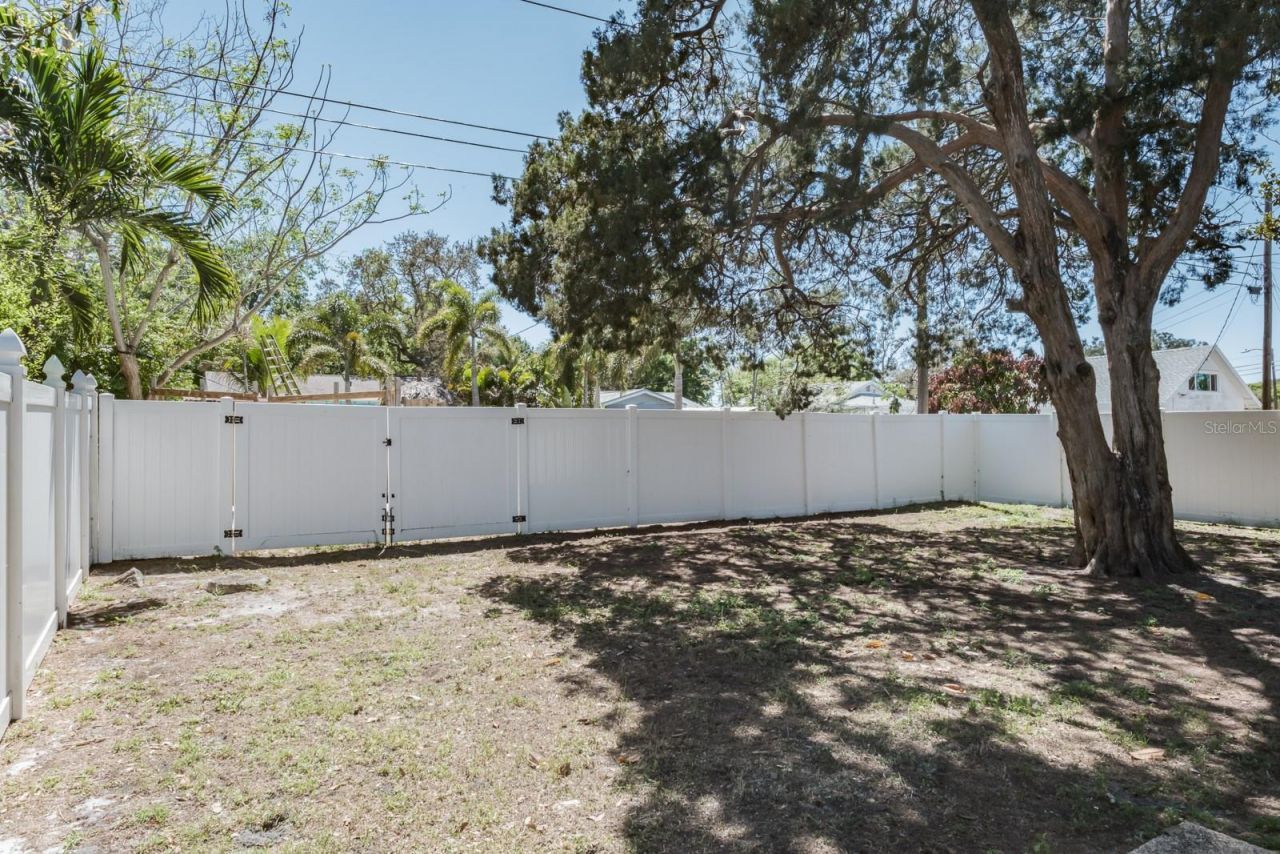 4228 37th Avenue N, Saint Petersburg, FL 33713 Photo