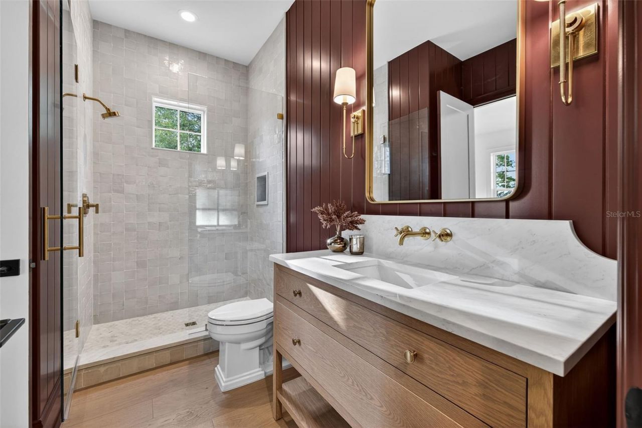 939 19th Avenue N, Saint Petersburg, FL 33704 Photo