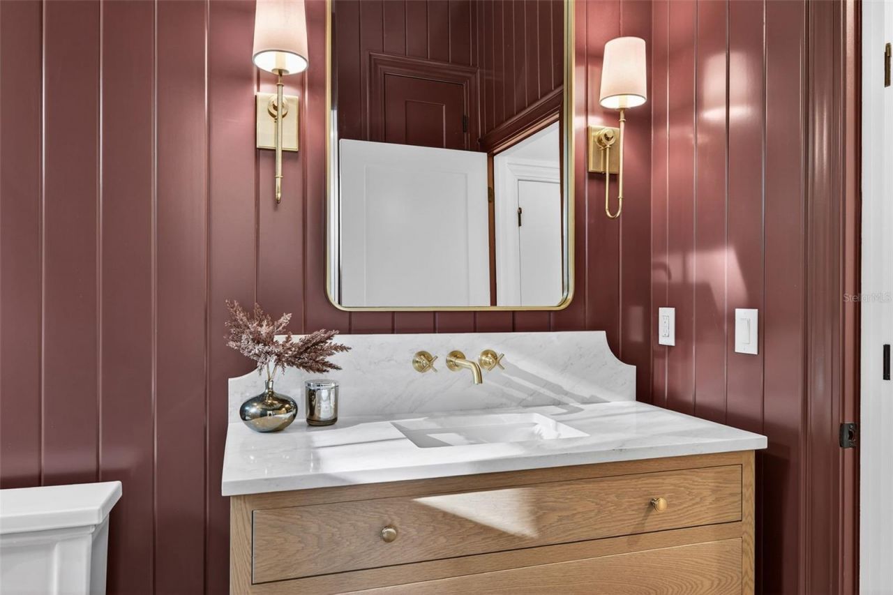 939 19th Avenue N, Saint Petersburg, FL 33704 Photo