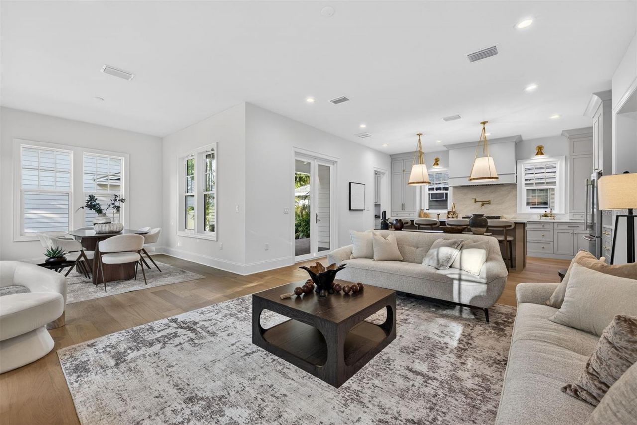 939 19th Avenue N, Saint Petersburg, FL 33704 Photo