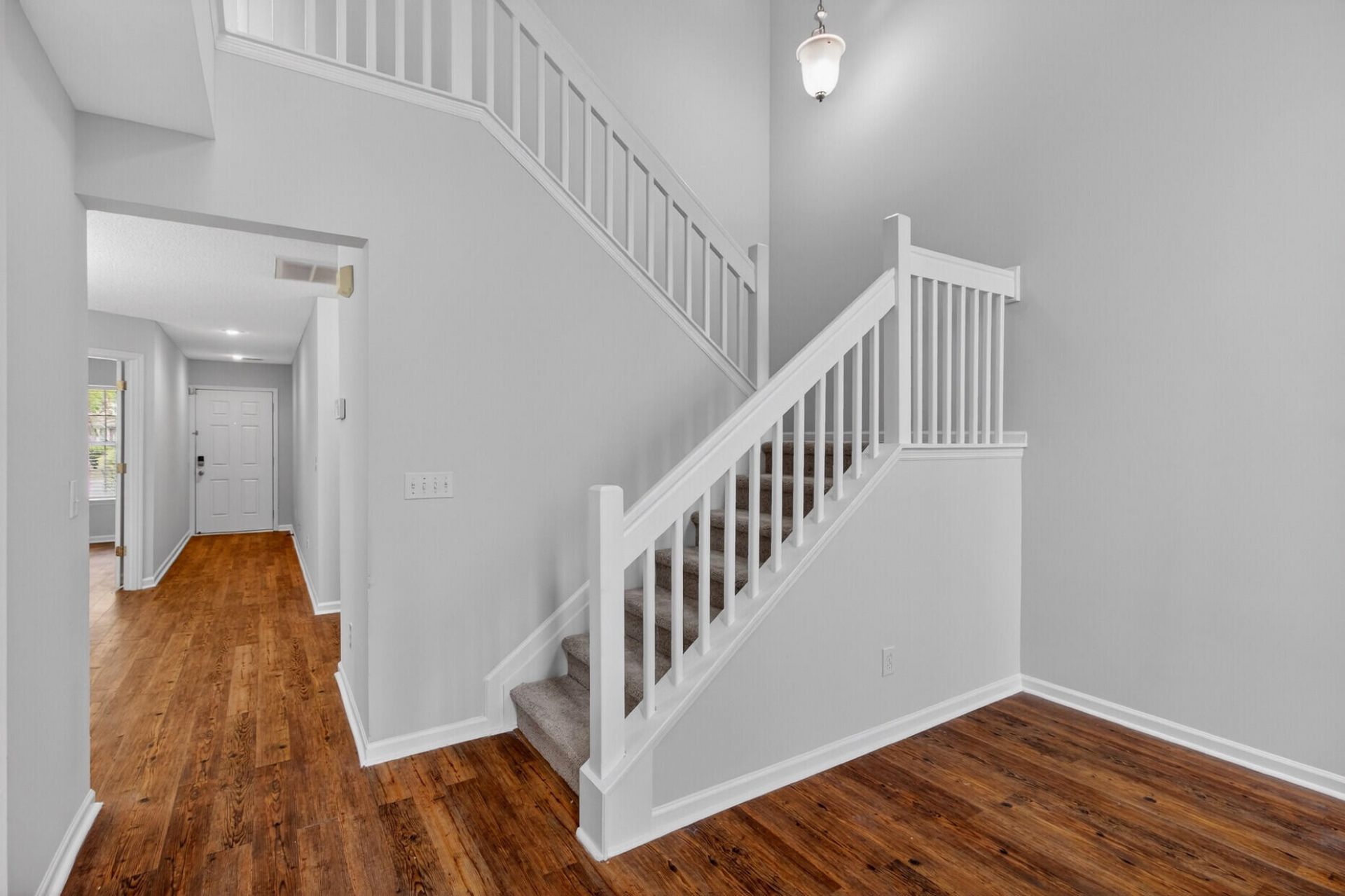 1004 Yellow Hawthorn Photo 17