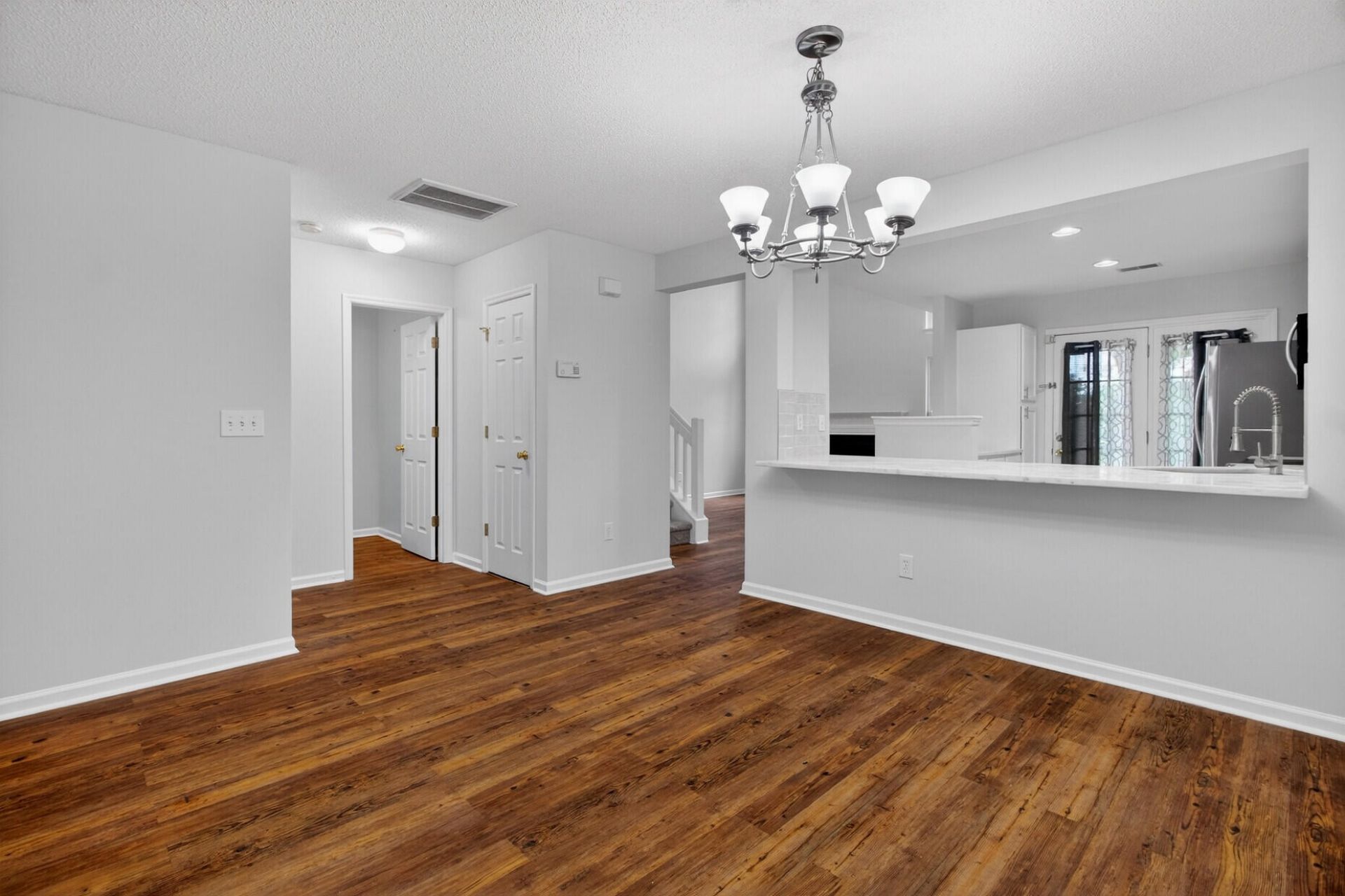 1004 Yellow Hawthorn Photo 7