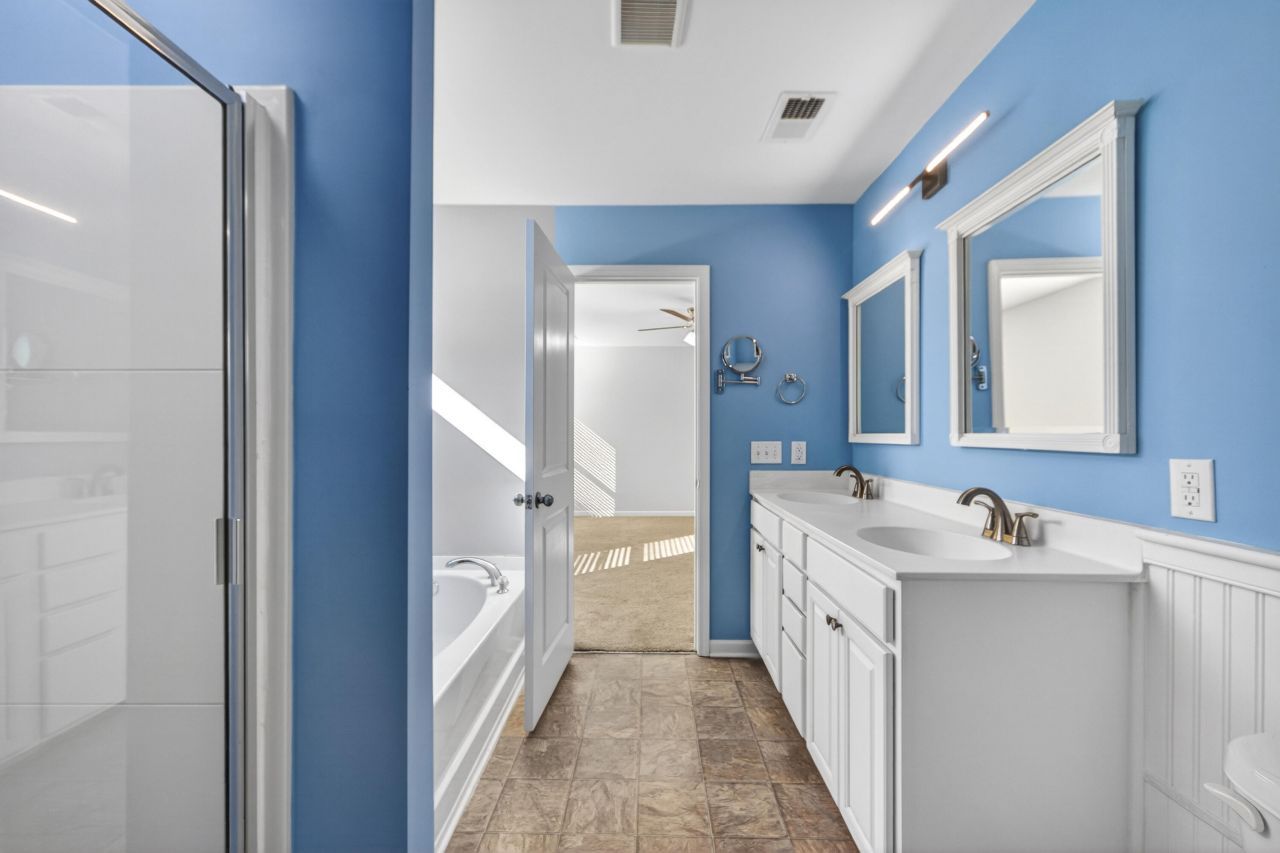 4829 Hawkins Drive Photo 12