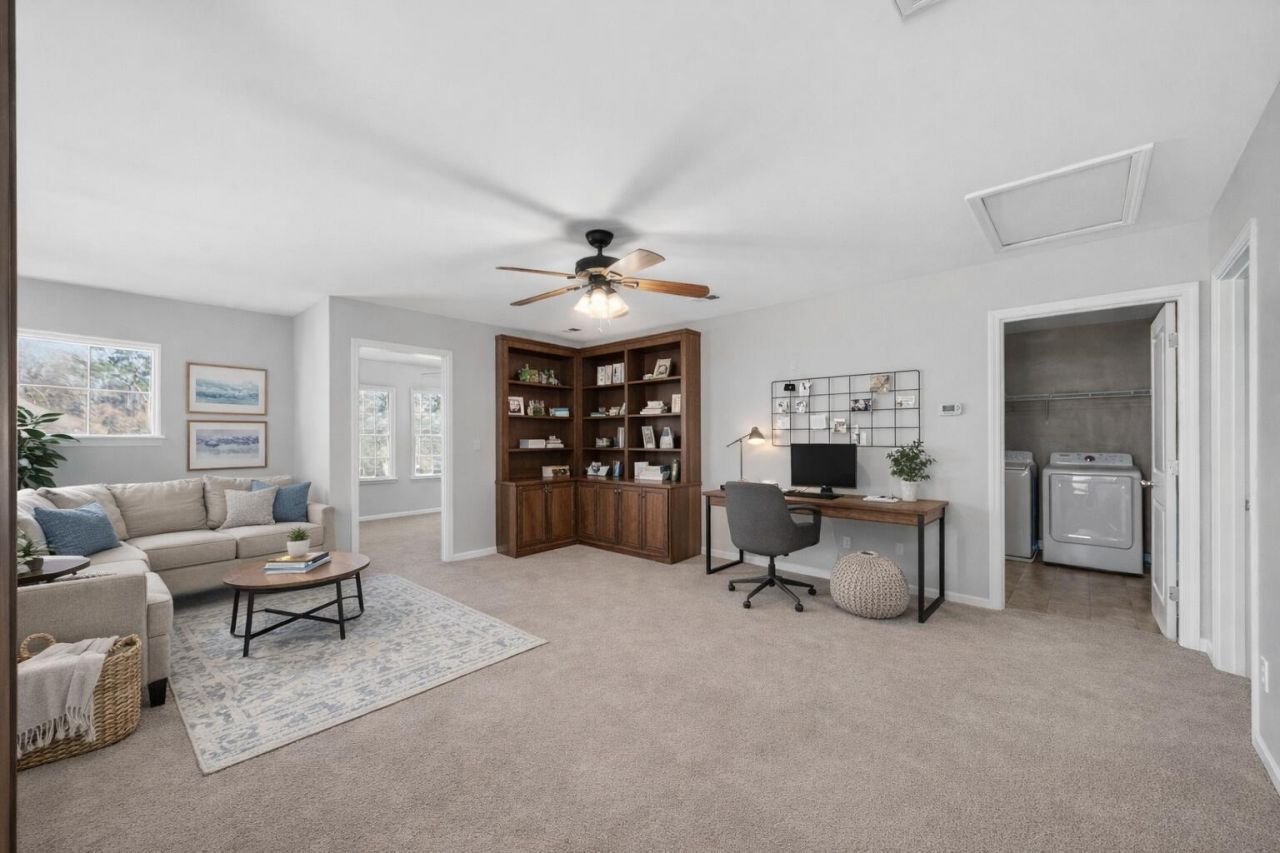 4829 Hawkins Drive Photo 15