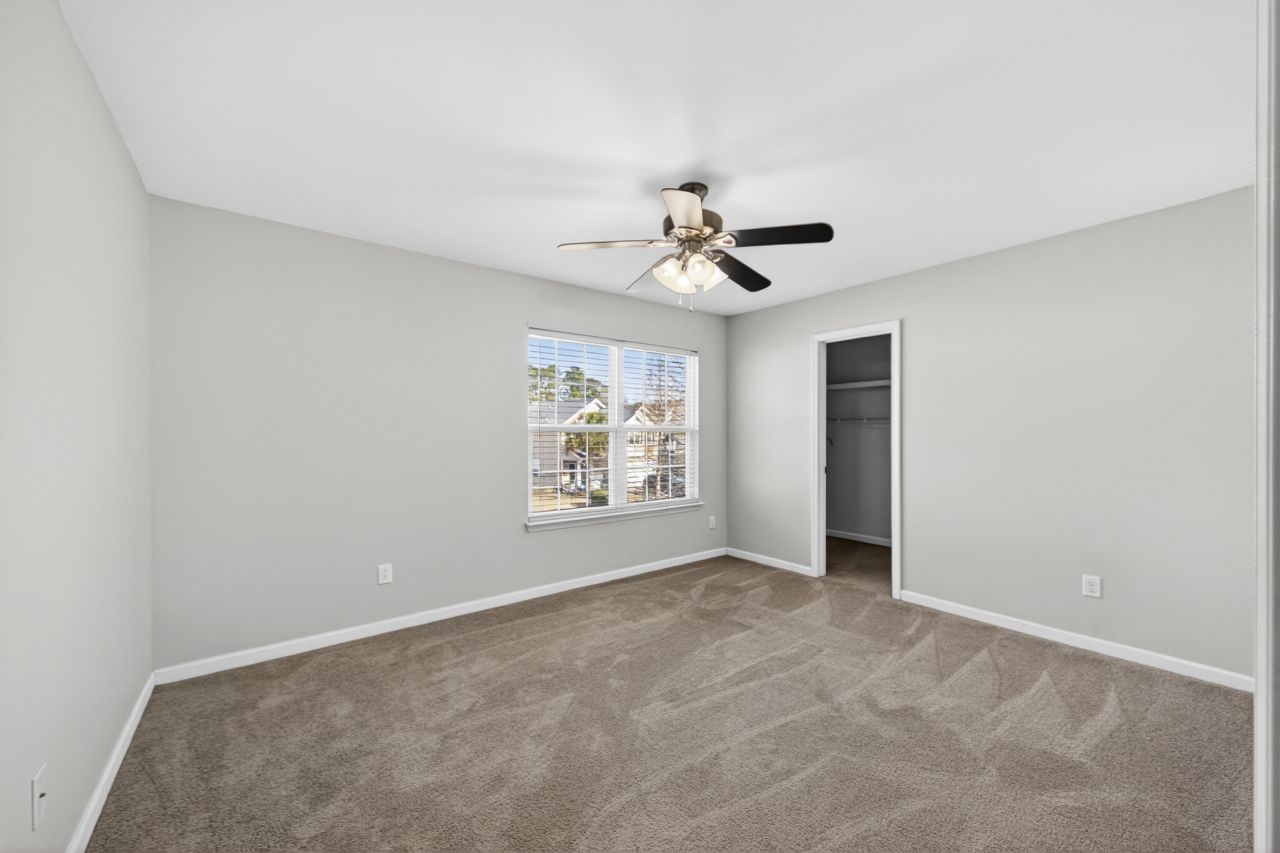 4829 Hawkins Drive Photo 17