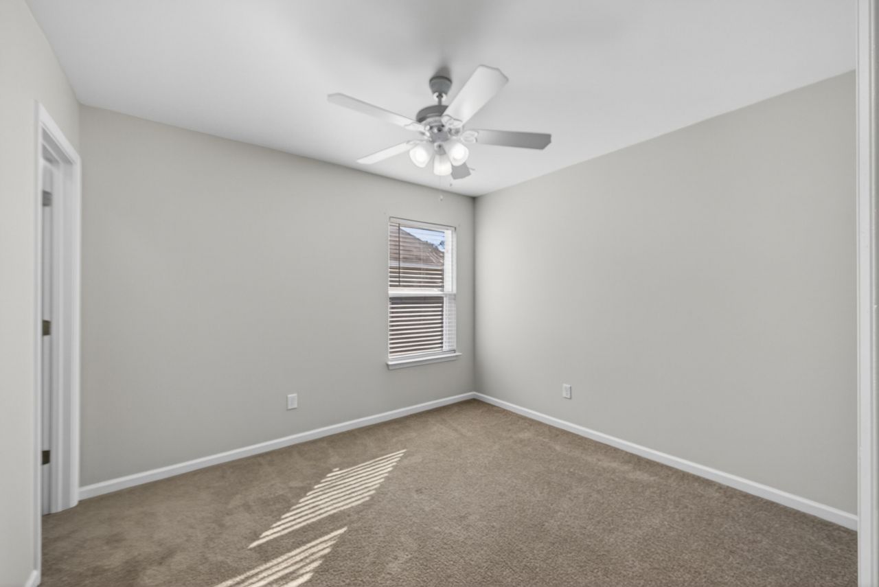 4829 Hawkins Drive Photo 19