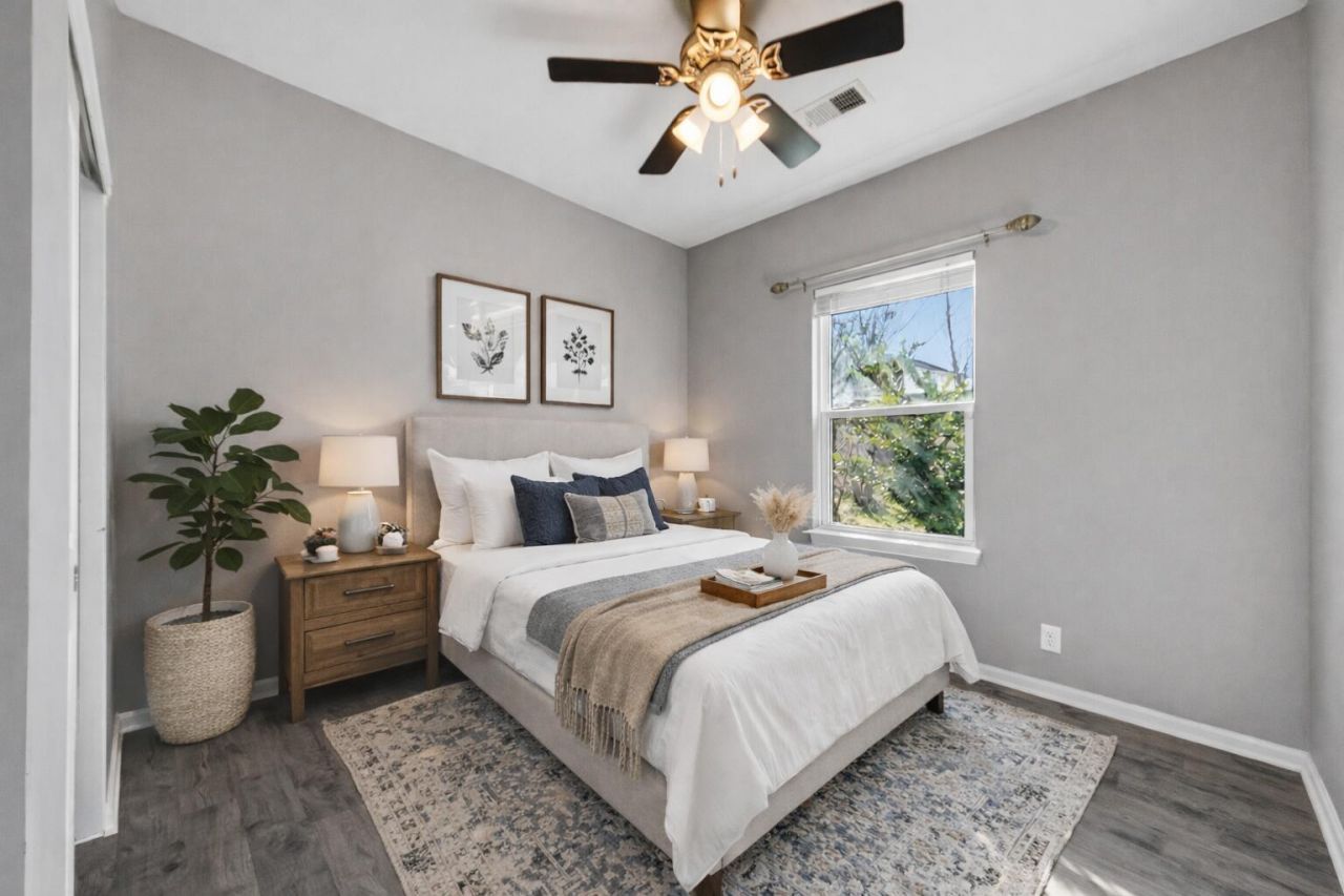 4829 Hawkins Drive Photo 8