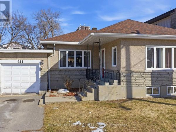211 Columbus Avenue, Ottawa, ON K1K1P7
