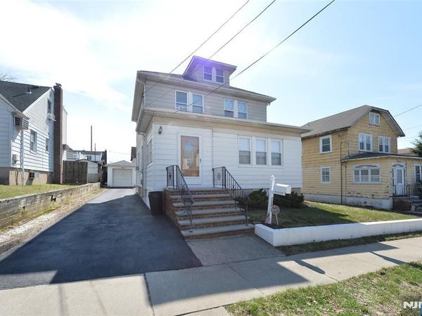 132 Catherine Avenue, SADDLE BROOK, NJ 07663