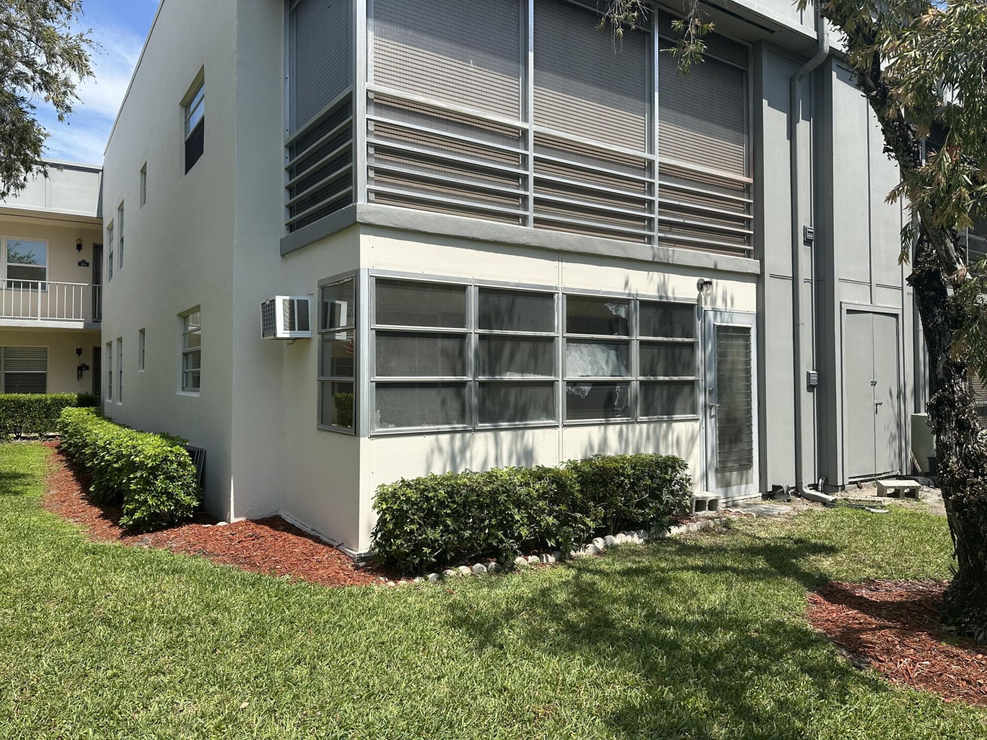 548 Normandy Lane, Unit L, Delray Beach, FL 33484 Photo