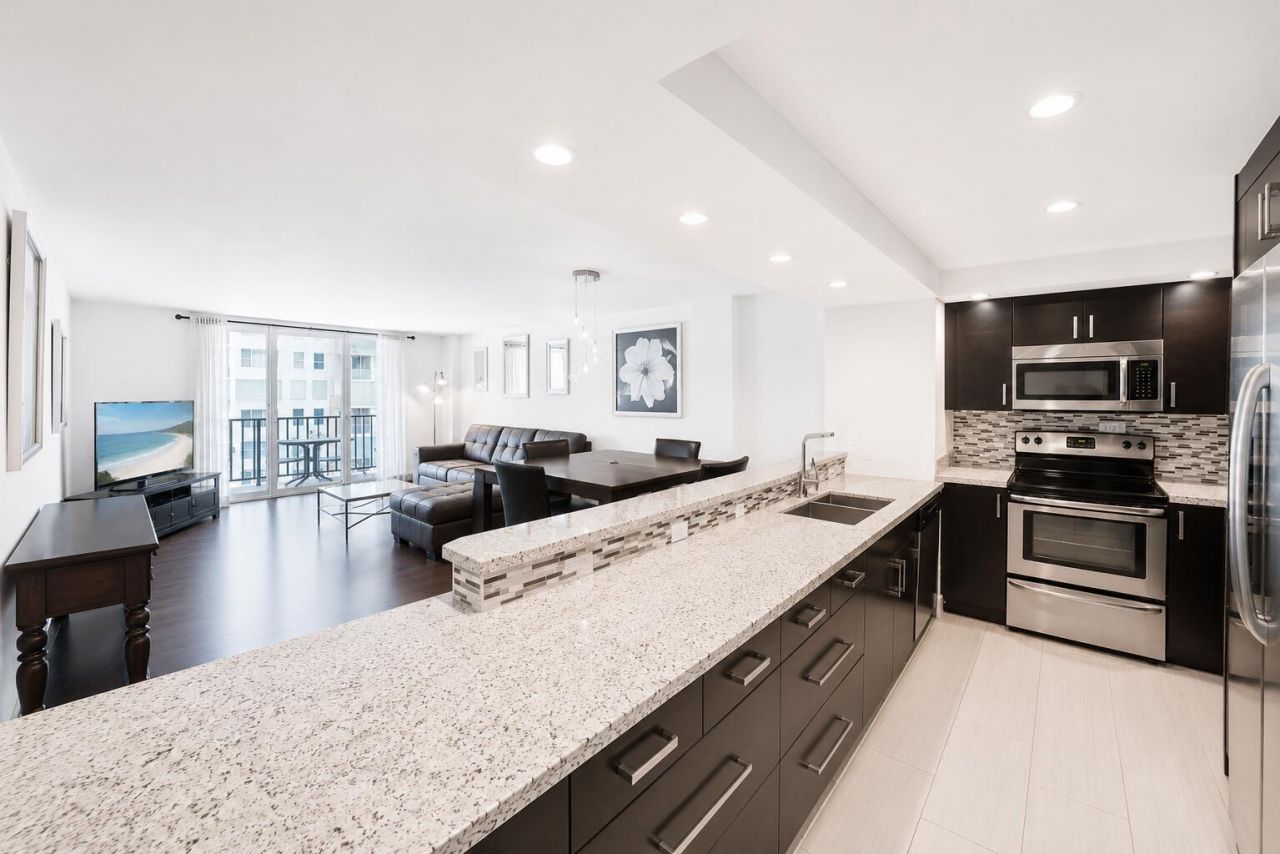 1147 Hillsboro Mile, Unit 505, Hillsboro Beach, FL 33062 Photo