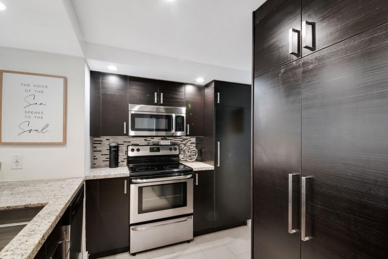 1147 Hillsboro Mile, Unit 505, Hillsboro Beach, FL 33062 Photo