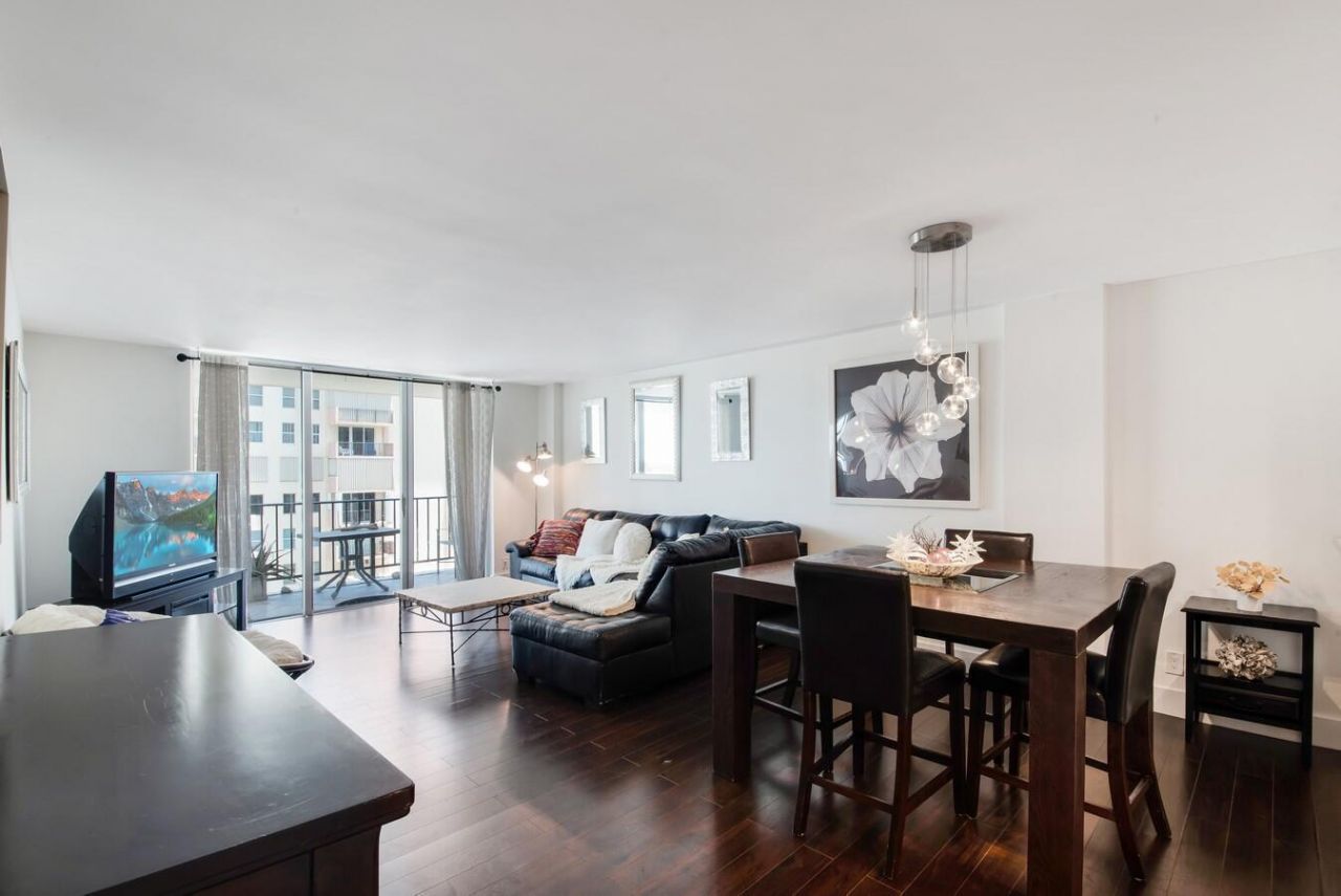 1147 Hillsboro Mile, Unit 505, Hillsboro Beach, FL 33062 Photo