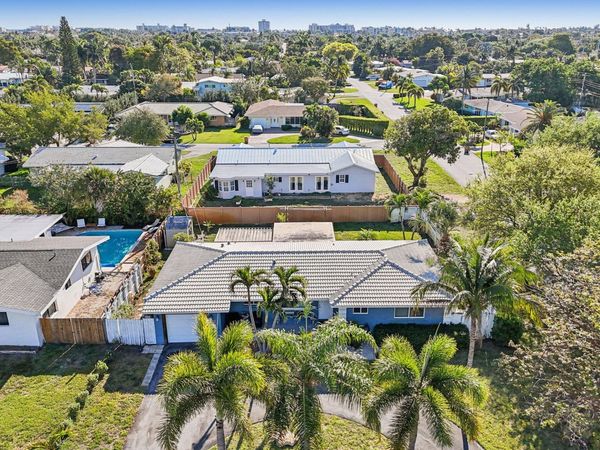 818 SE 9th Terrace, Deerfield Beach, FL 33441