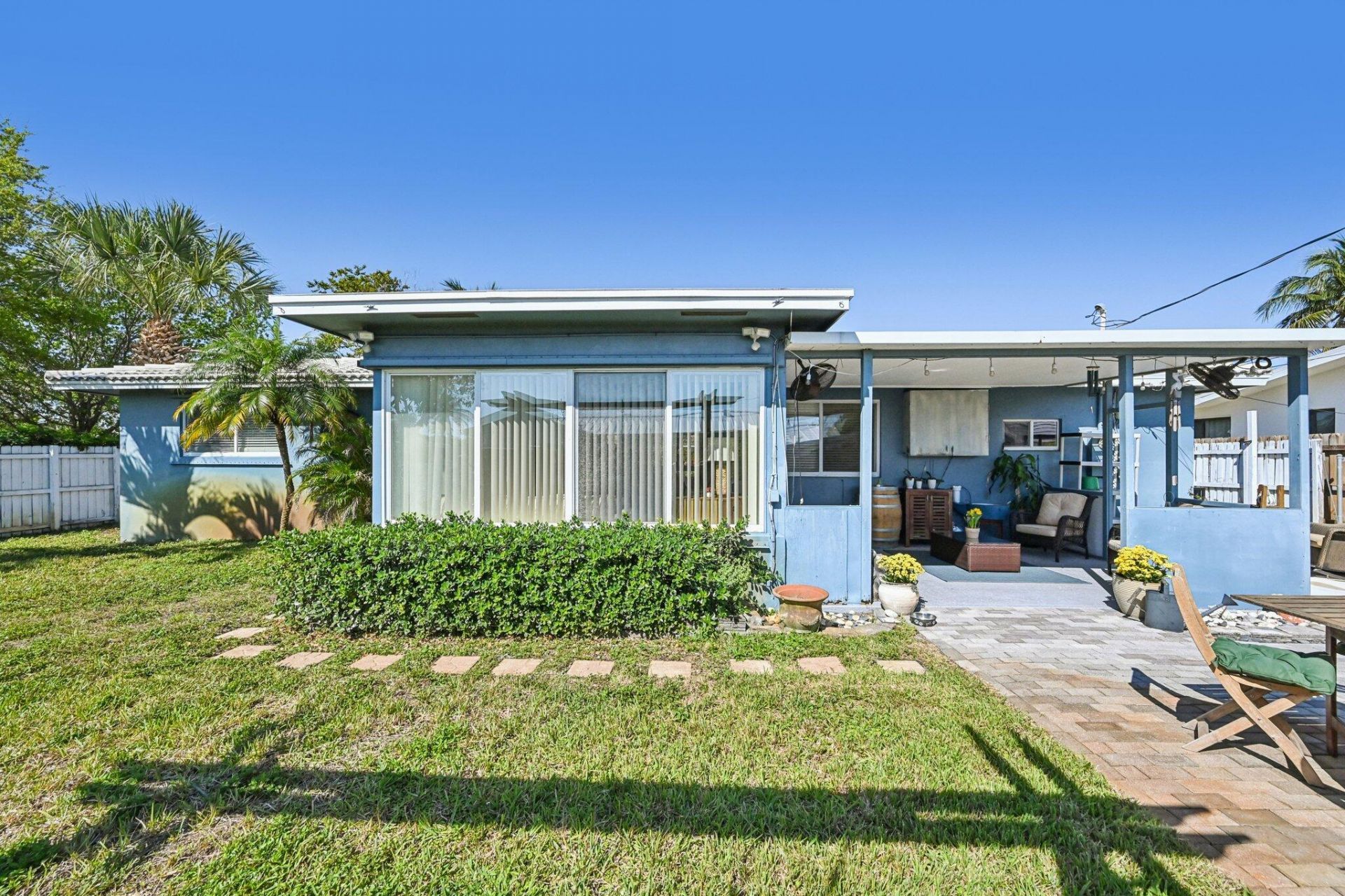 818 SE 9th Terrace, Deerfield Beach, FL 33441 Photo