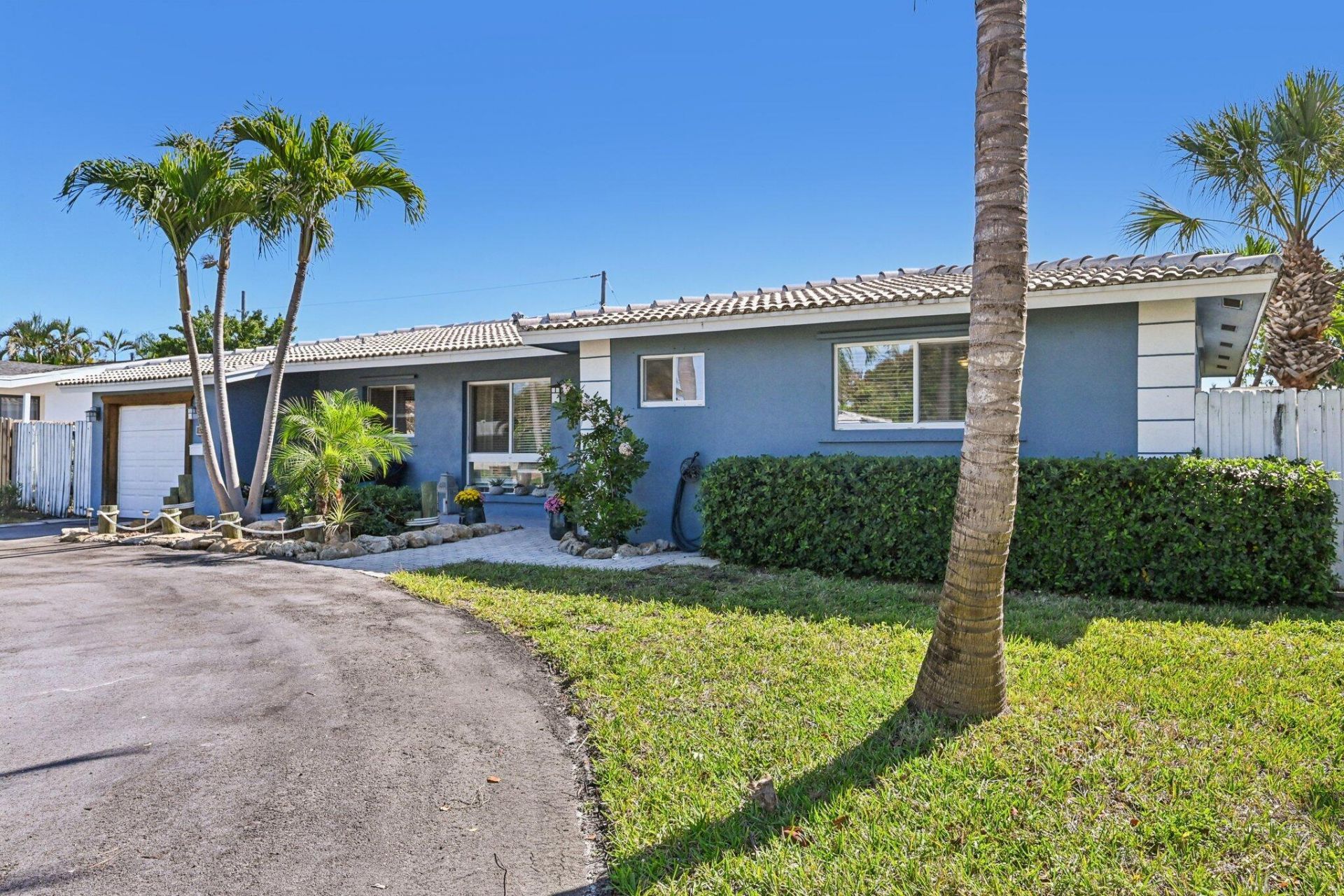 818 SE 9th Terrace, Deerfield Beach, FL 33441 Photo