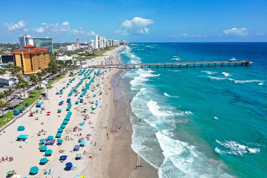 818 SE 9th Terrace, Deerfield Beach, FL 33441 Photo