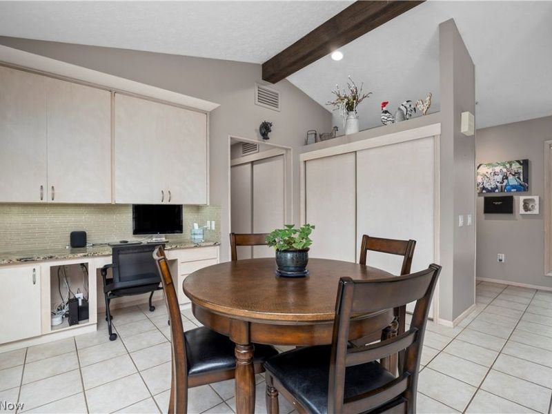 33017 Hidden Hollow Court, North Ridgeville, OH 44039 Photo 11