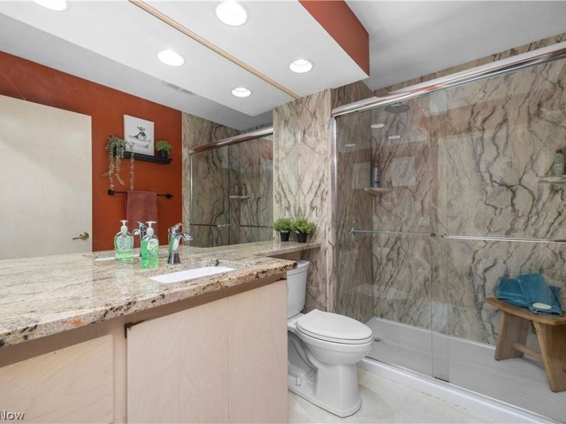 33017 Hidden Hollow Court, North Ridgeville, OH 44039 Photo 24