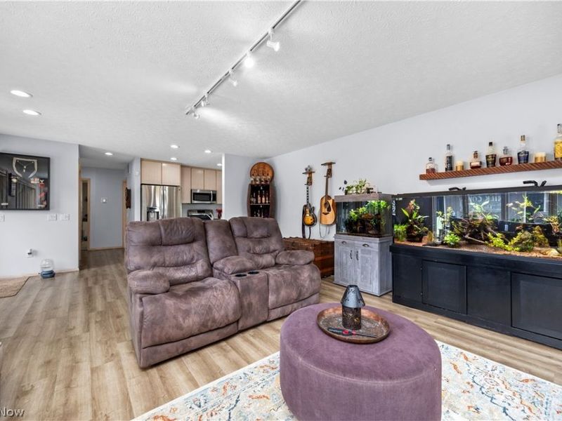 33017 Hidden Hollow Court, North Ridgeville, OH 44039 Photo 28