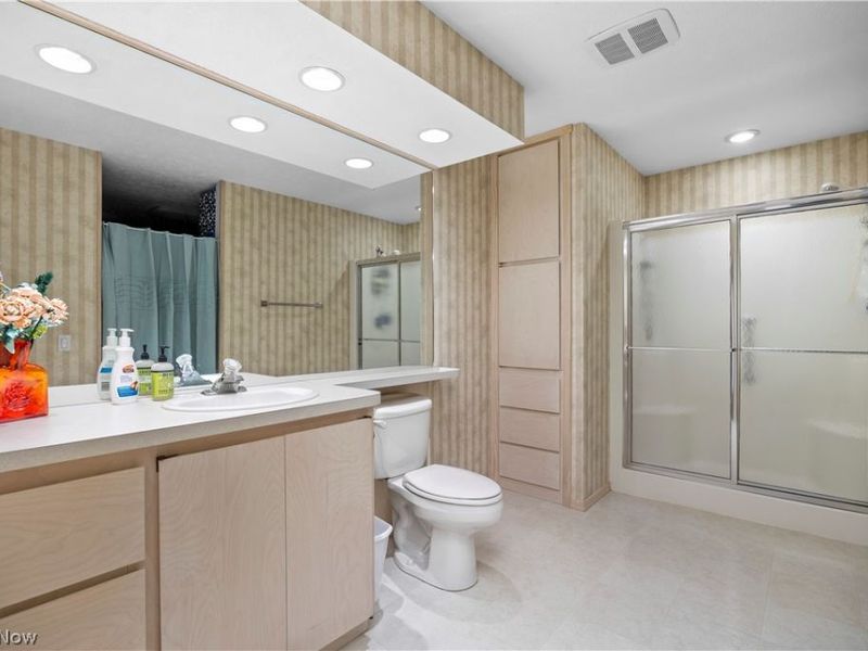 33017 Hidden Hollow Court, North Ridgeville, OH 44039 Photo 32