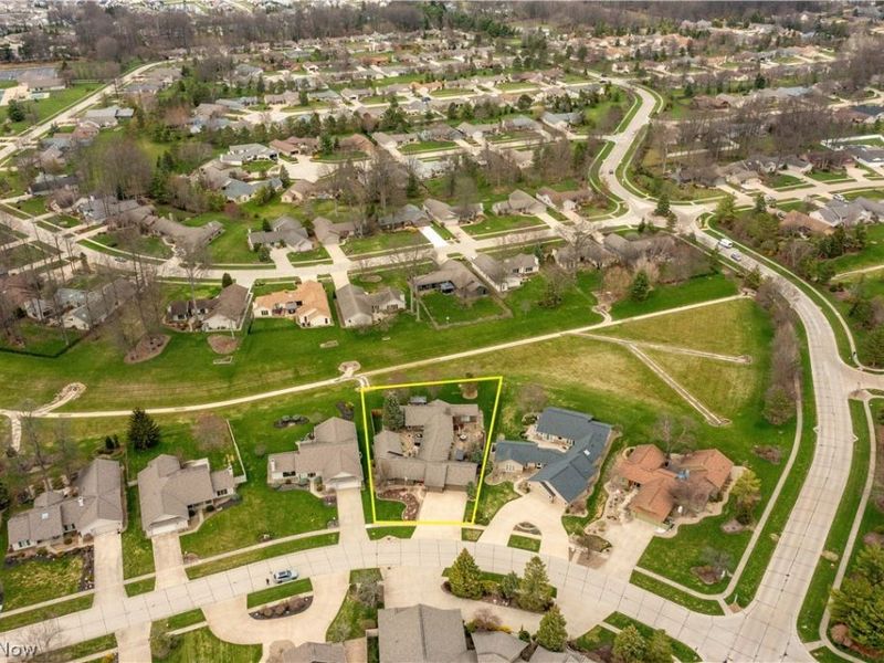 33017 Hidden Hollow Court, North Ridgeville, OH 44039 Photo 5