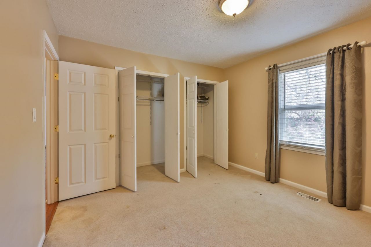 801 Donald St.  Photo 16